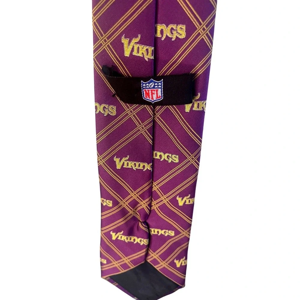 Minnesota Vikings NFL Football Purple‎ Gold Plaid Necktie Mens Logo Fan Gear
